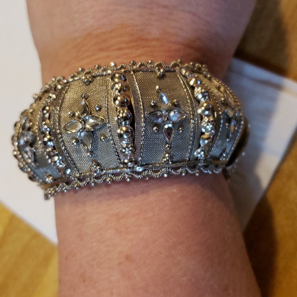 Vintage Estruscan Style hinge rhinestone mesh bracelet